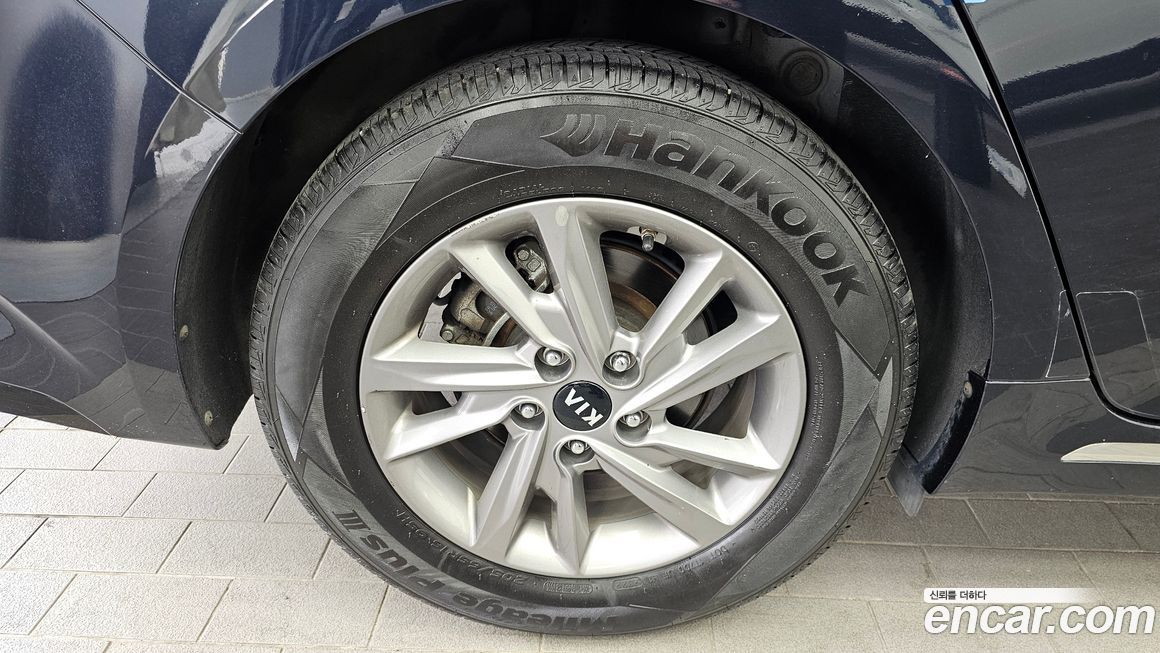 Kia K5 2019