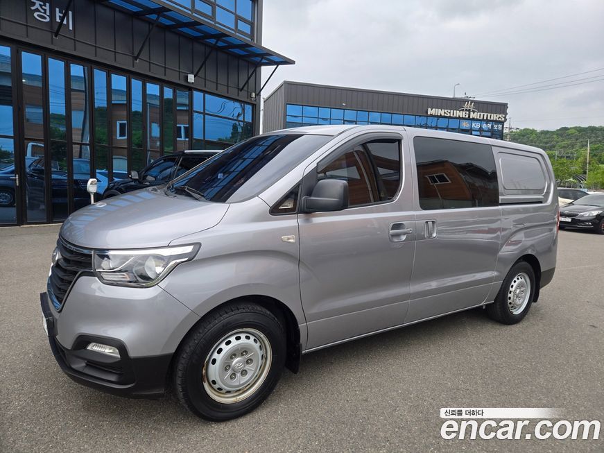 Hyundai Starex 2019