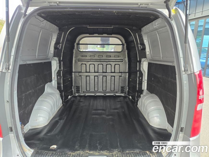 Hyundai Starex 2019