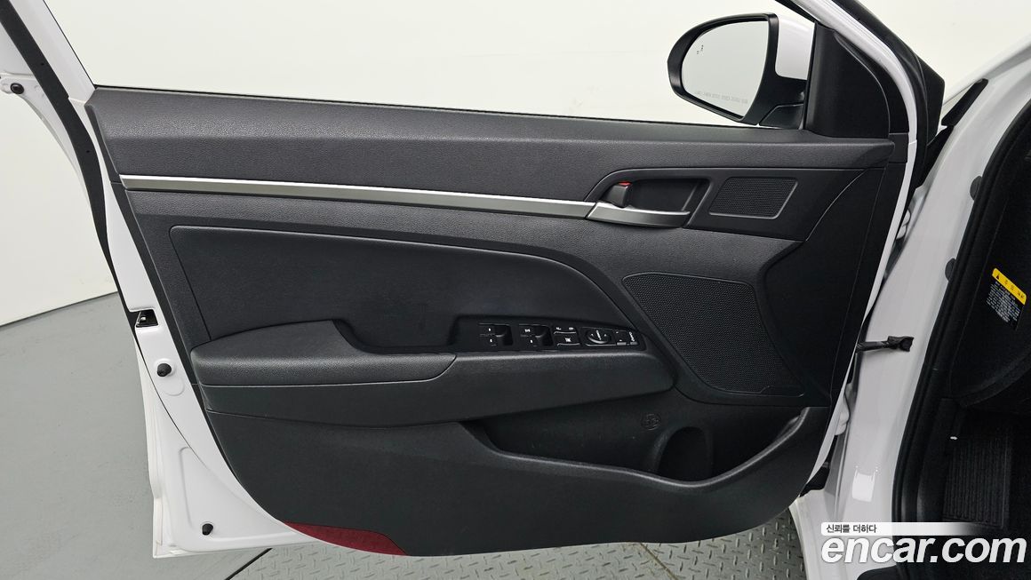 Hyundai AVANTE 2020