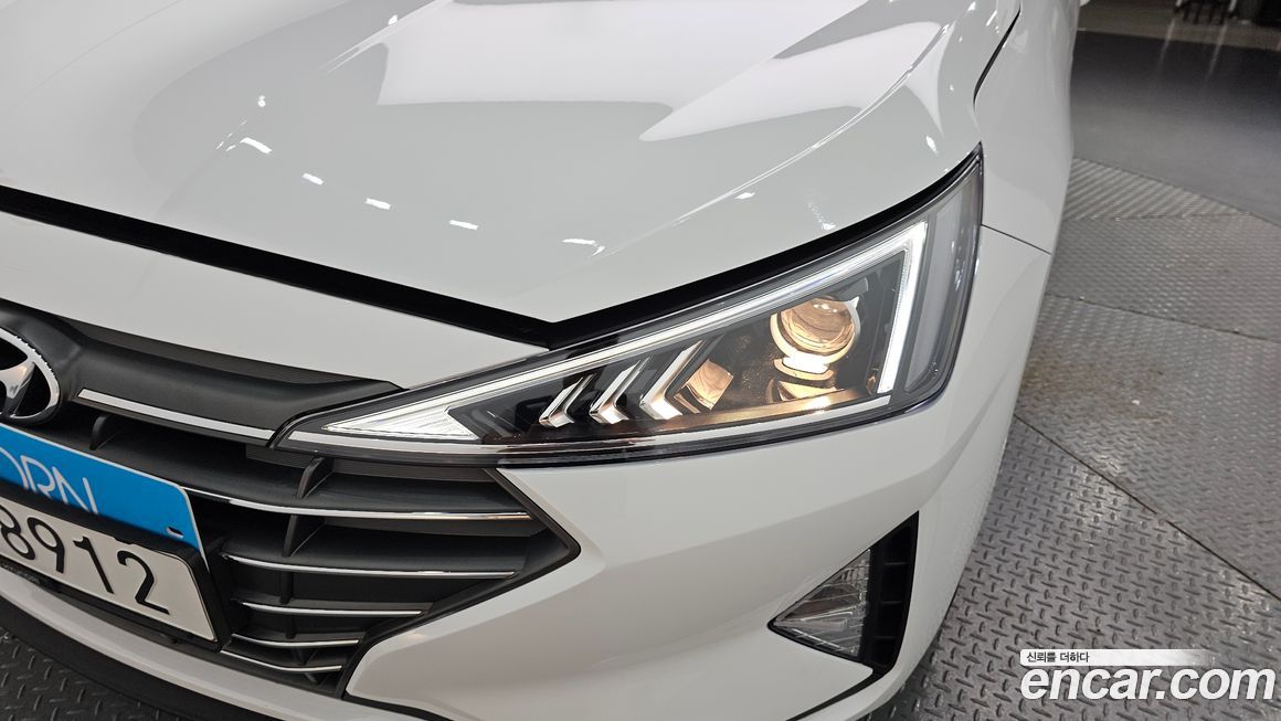 Hyundai AVANTE 2020
