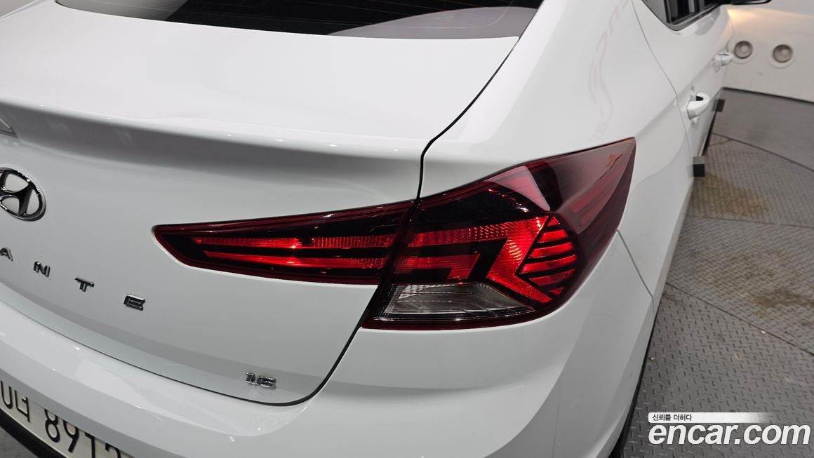 Hyundai AVANTE 2020