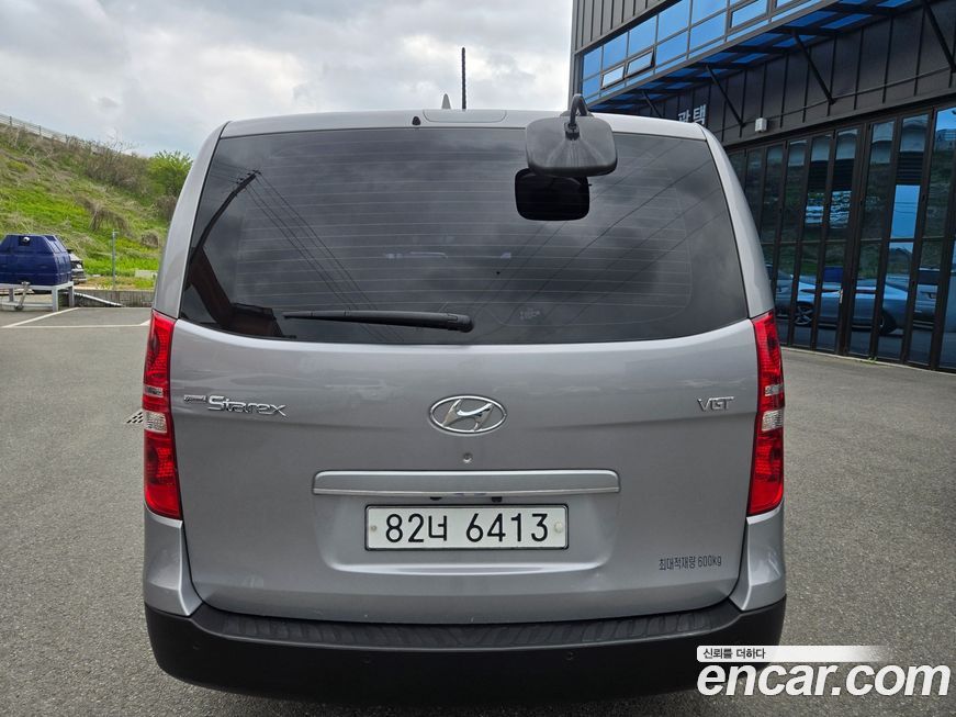 Hyundai Starex 2019