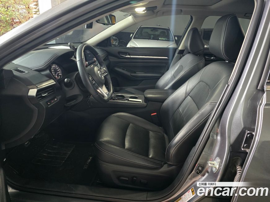 Nissan Altima 2019