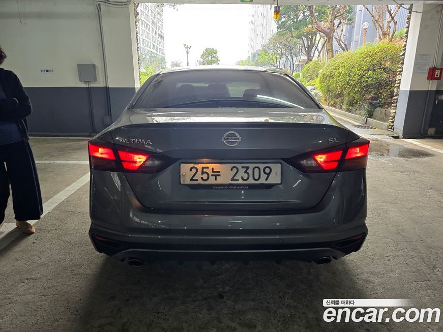 Nissan Altima 2019