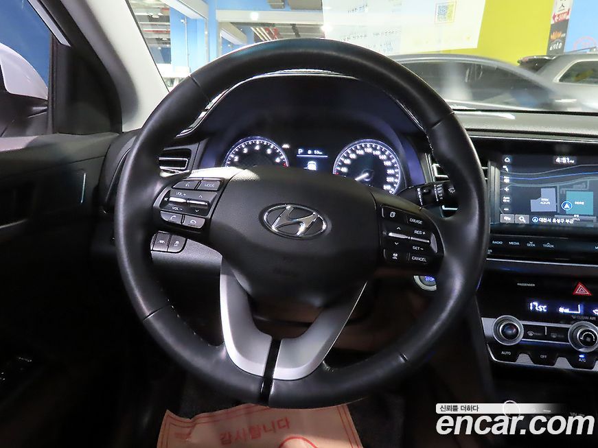 Hyundai AVANTE 2020