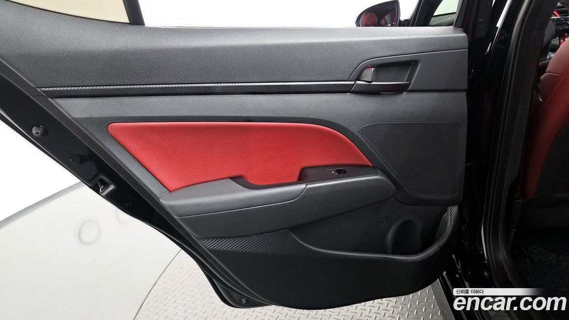 Hyundai AVANTE 2018