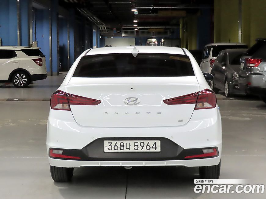 Hyundai AVANTE 2020