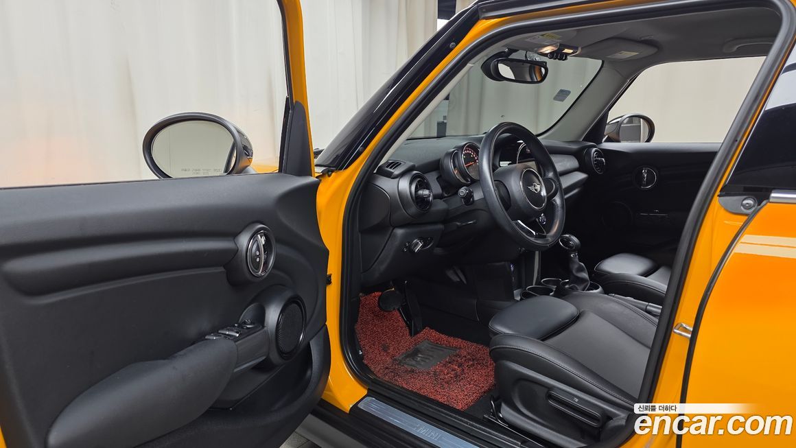 Mini Cooper 2018