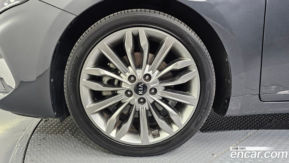 Kia K7 2020