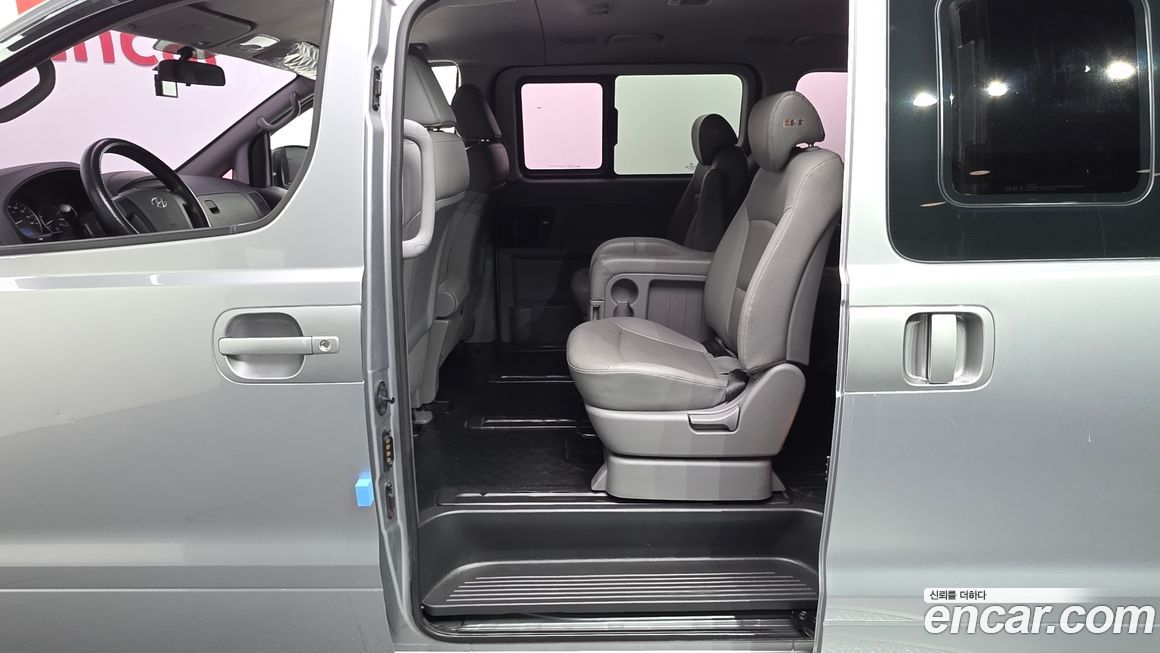 Hyundai Starex 2017