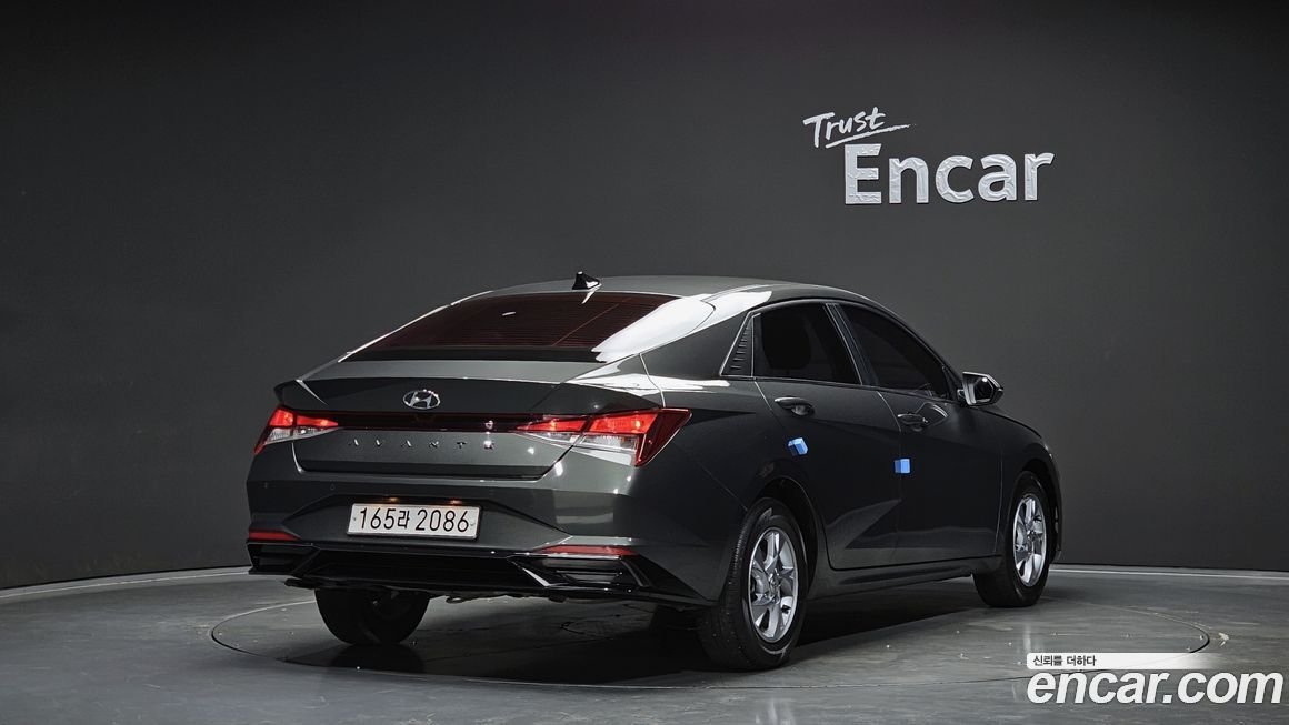 Hyundai AVANTE 2021