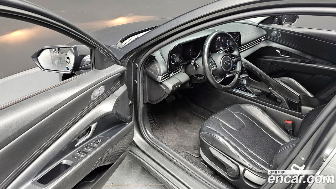 Hyundai AVANTE 2021