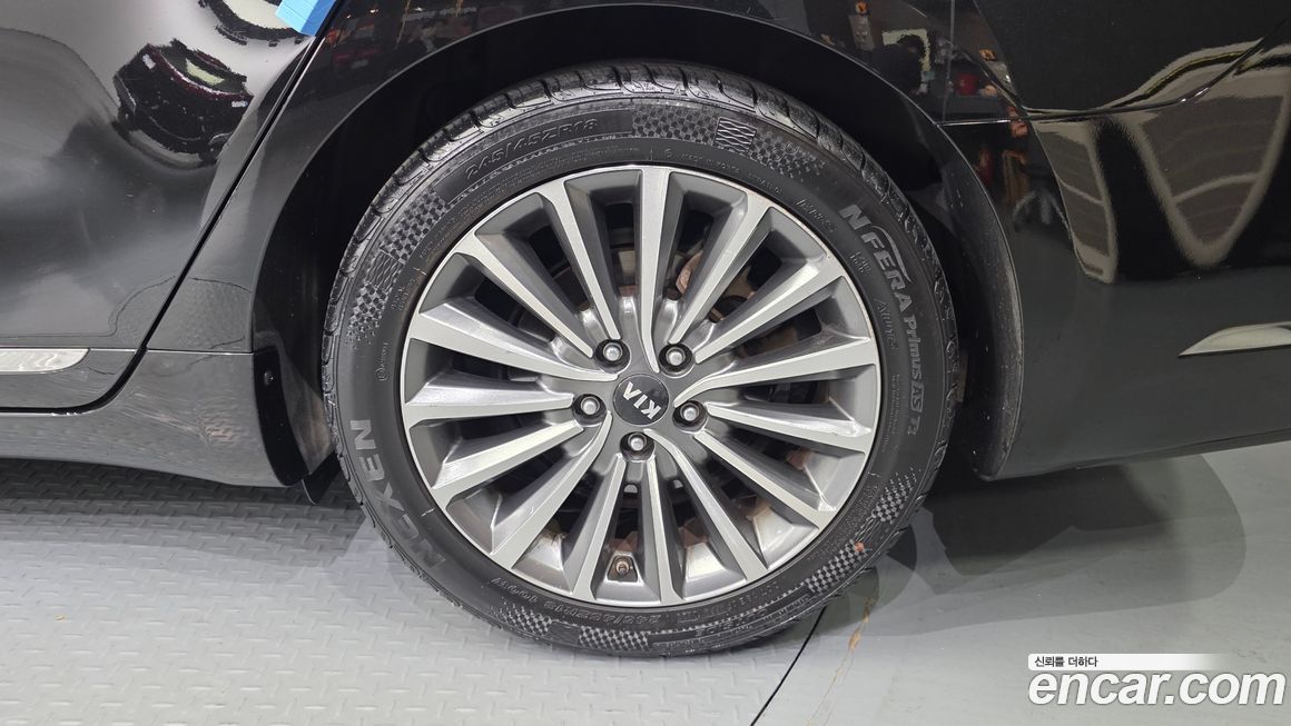Kia K7 2017
