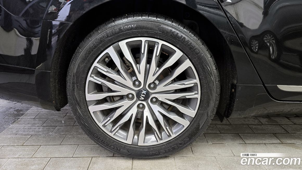 Kia K7 2020