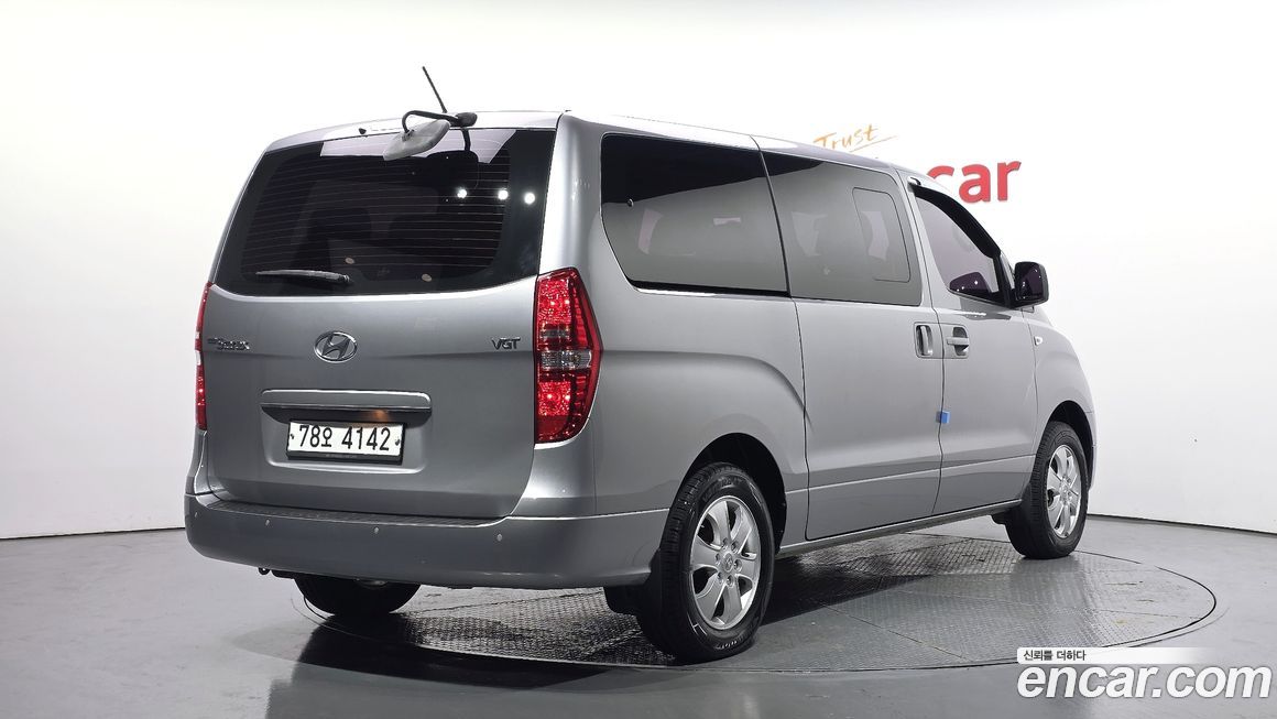 Hyundai Starex 2017