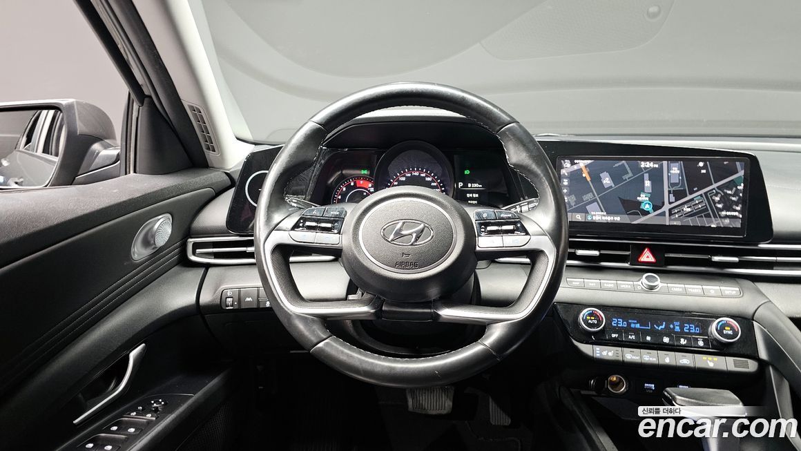 Hyundai AVANTE 2021