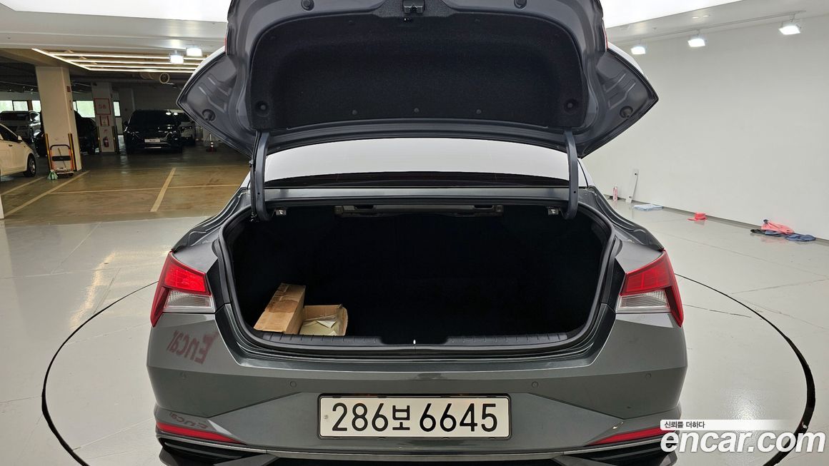 Hyundai AVANTE 2023