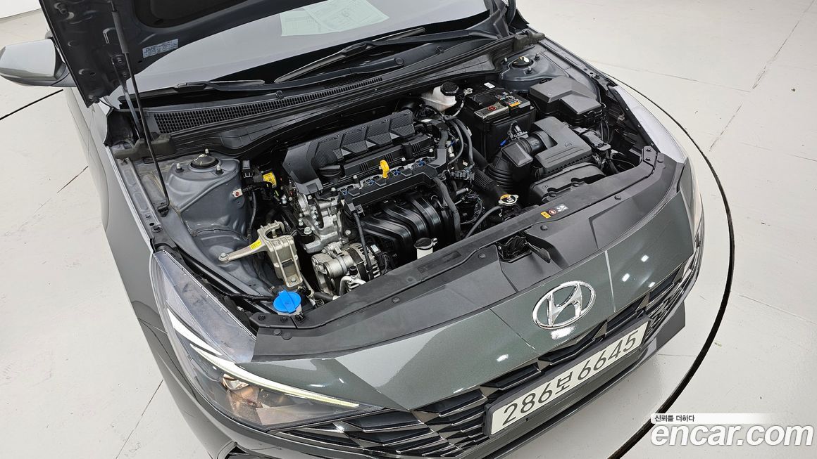 Hyundai AVANTE 2023
