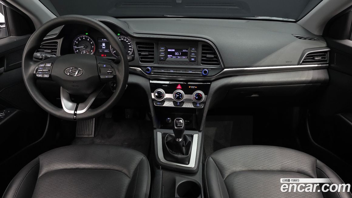 Hyundai AVANTE 2019