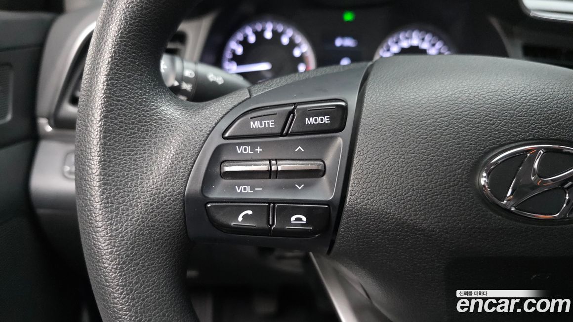 Hyundai AVANTE 2019