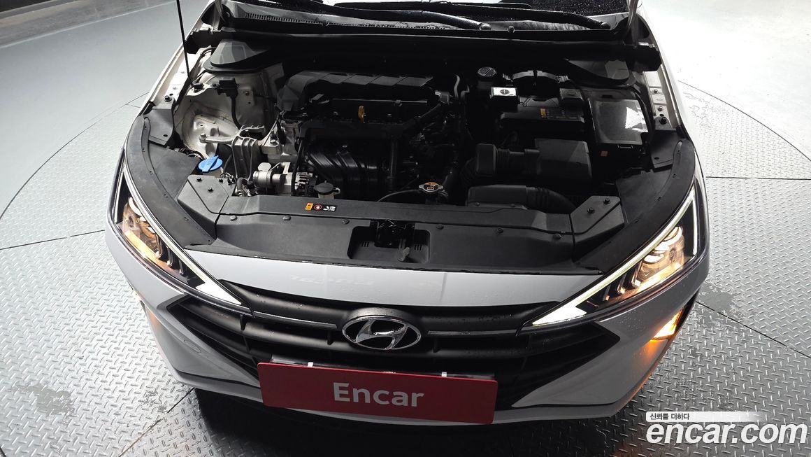 Hyundai AVANTE 2019