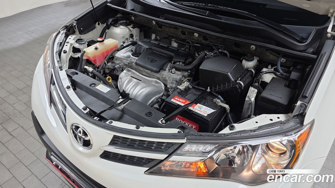 Toyota RAV4 2015