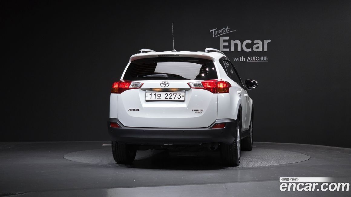 Toyota RAV4 2015