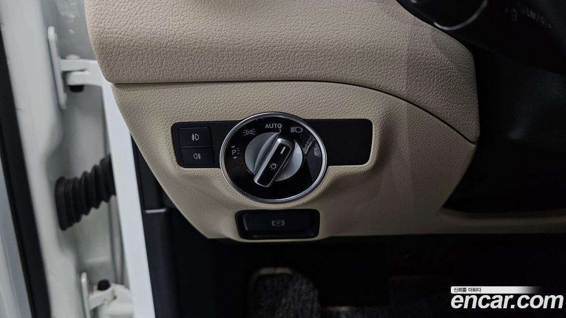 Mercedes-Benz GLA-Class 2018