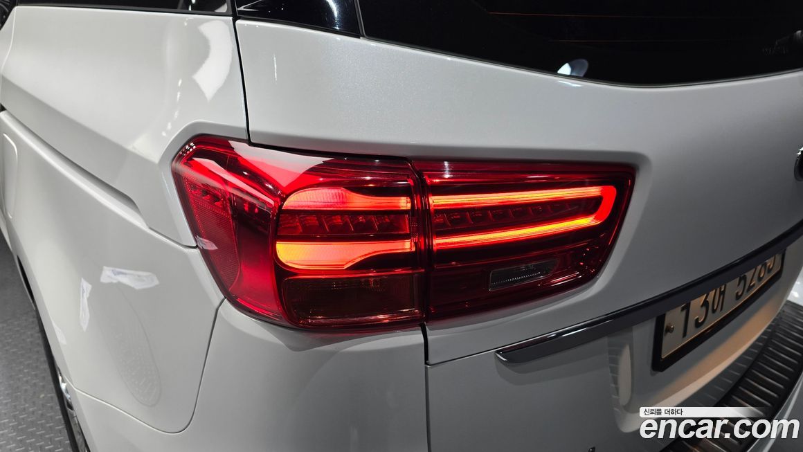 Kia Canival 2019