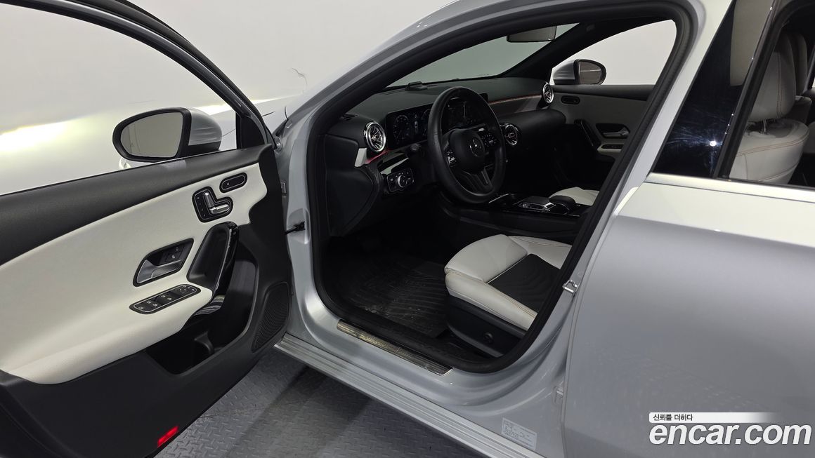 Mercedes-Benz A-Class 2019
