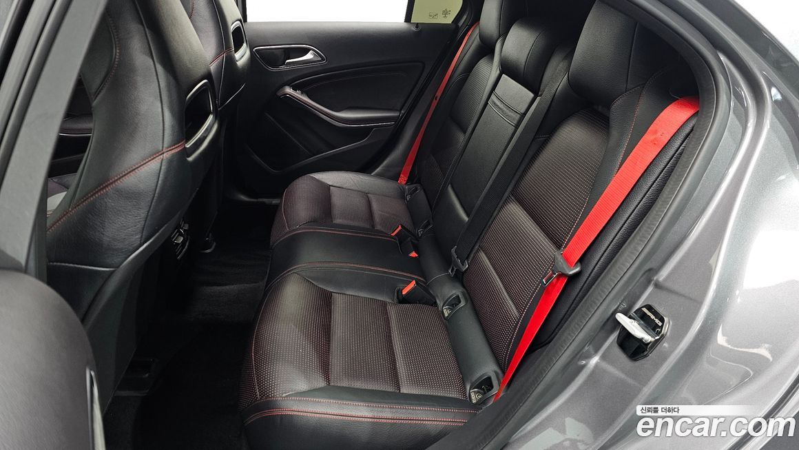 Mercedes-Benz A-Class 2015