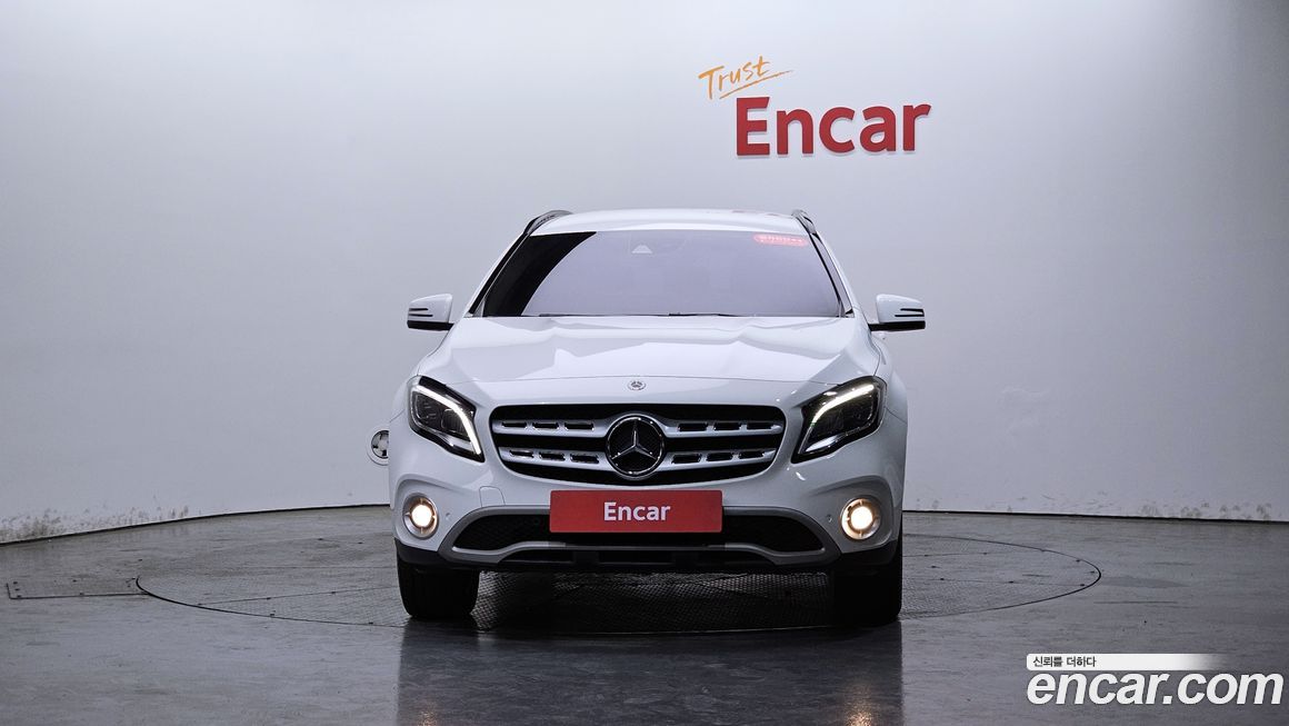 Mercedes-Benz GLA-Class 2018