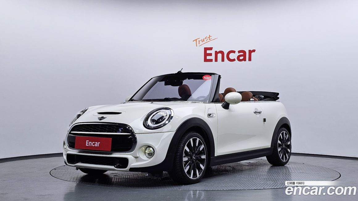 Mini Cooper Convertible 2019
