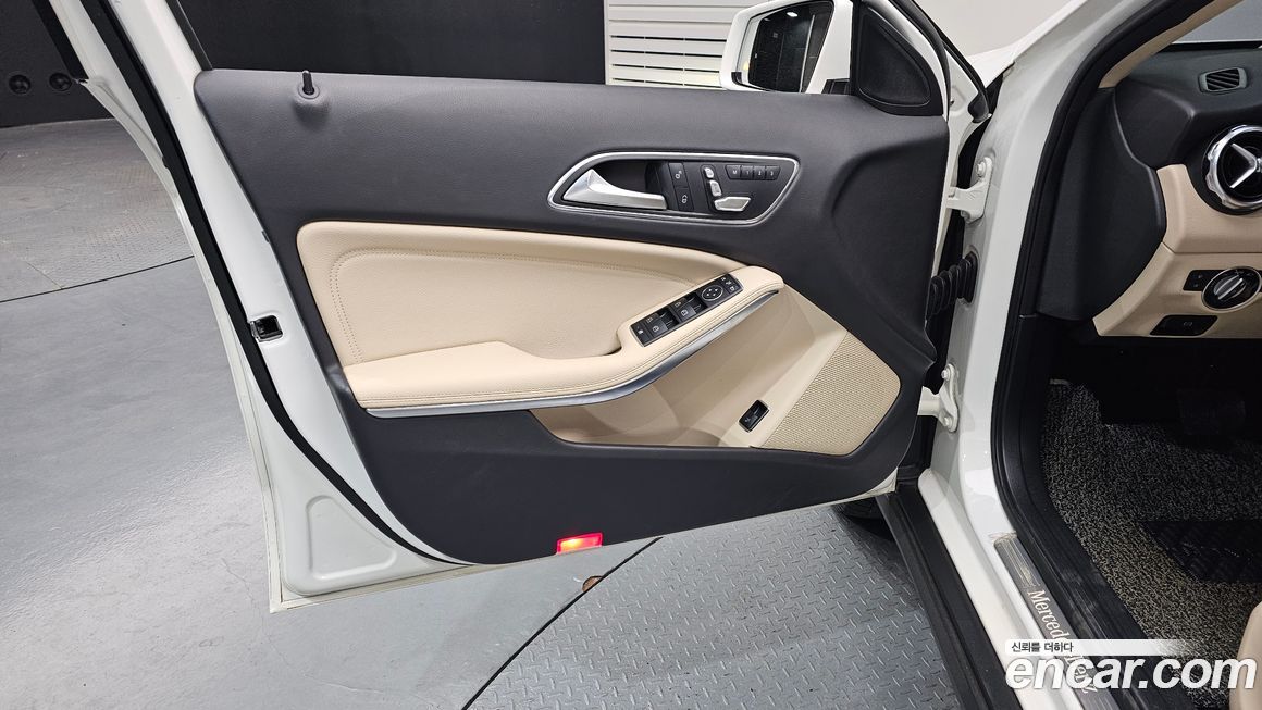 Mercedes-Benz GLA-Class 2018