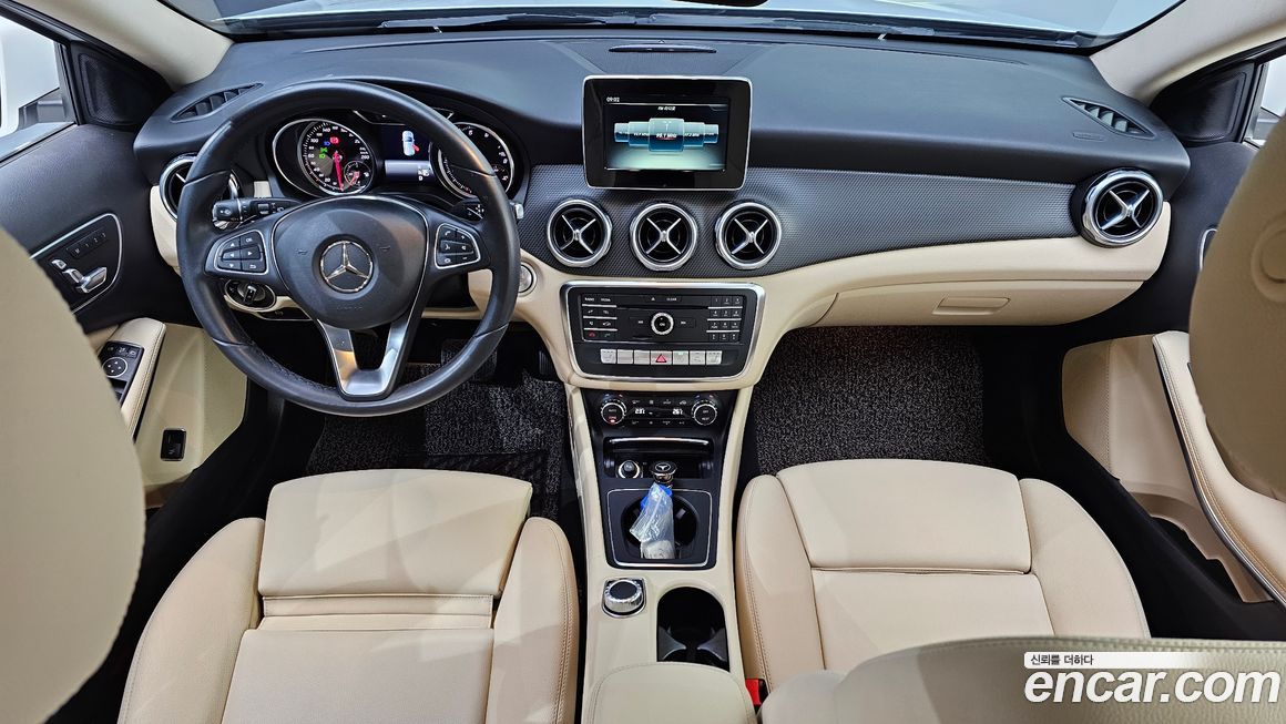 Mercedes-Benz GLA-Class 2018
