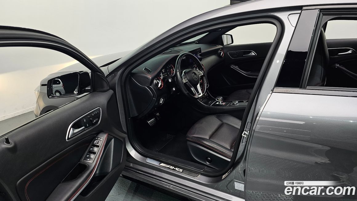 Mercedes-Benz A-Class 2015