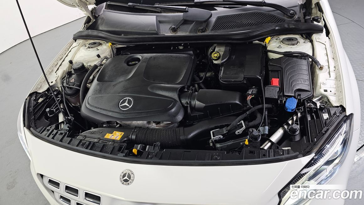 Mercedes-Benz GLA-Class 2018