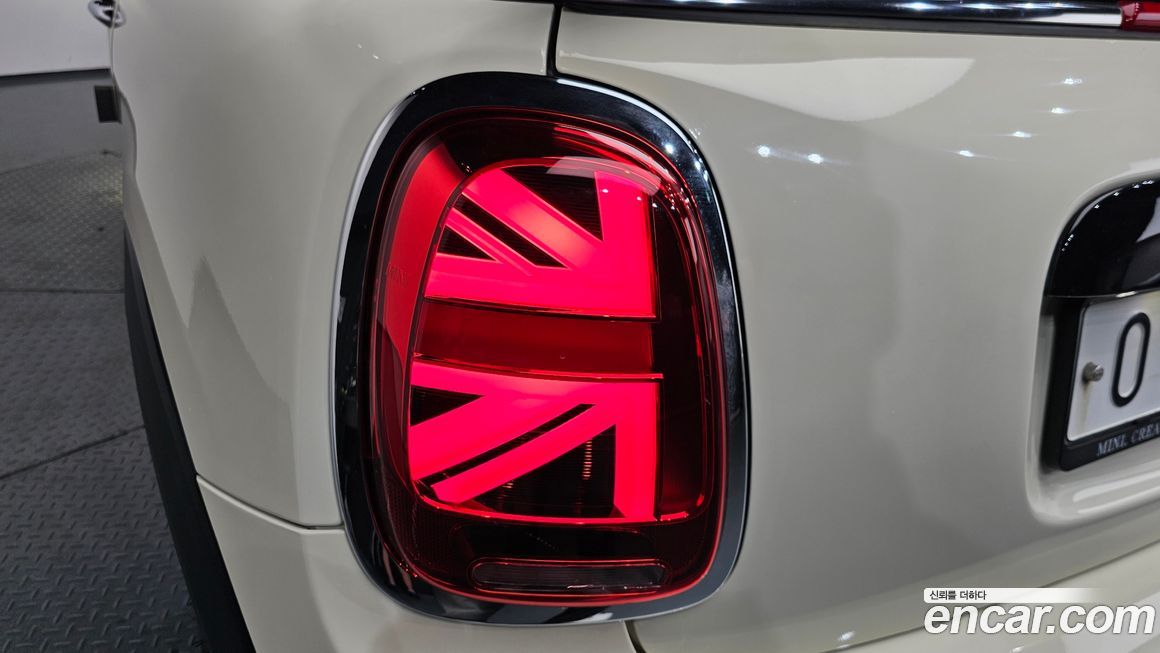 Mini Cooper Convertible 2019