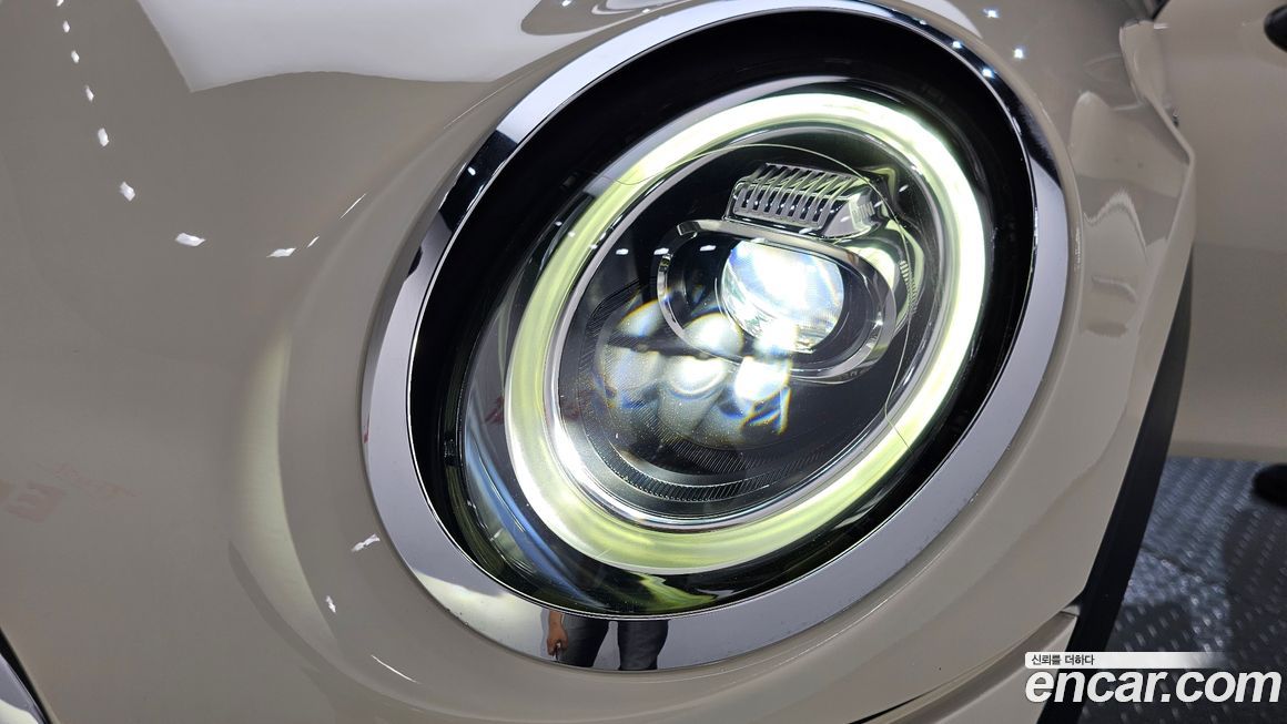 Mini Cooper Convertible 2019