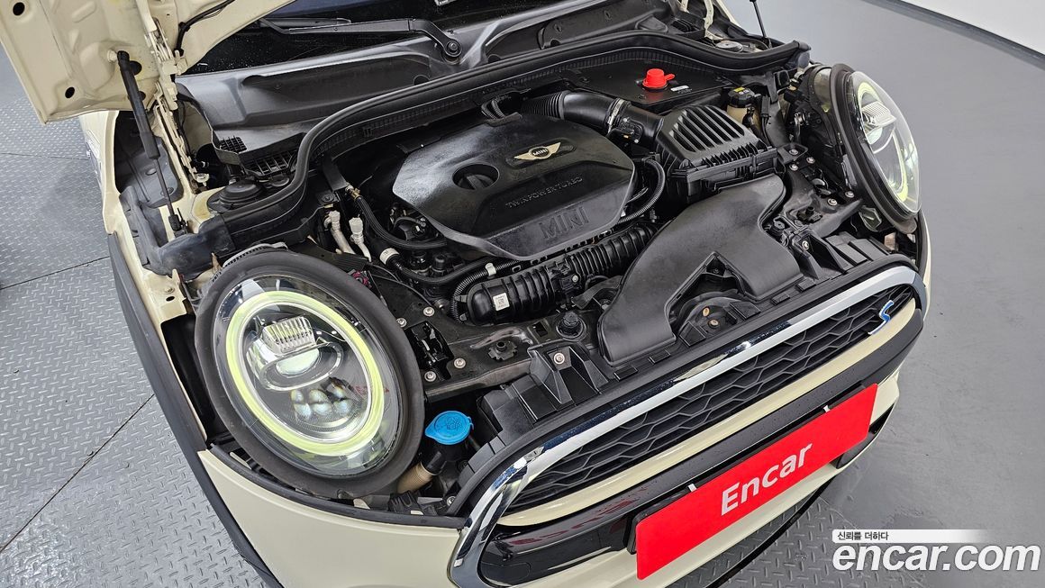 Mini Cooper Convertible 2019