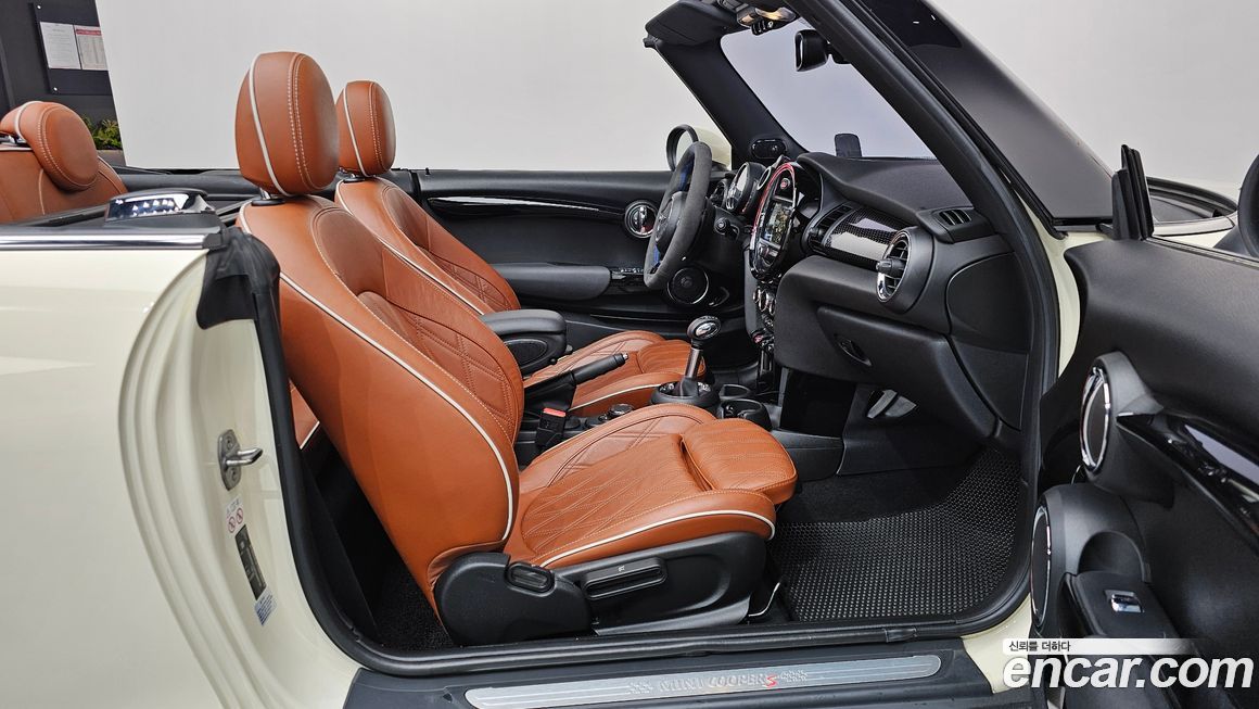 Mini Cooper Convertible 2019