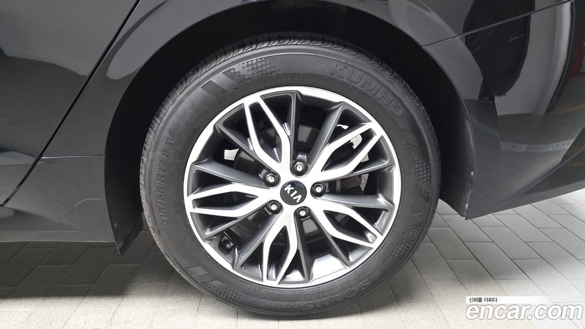 Kia K5 2021