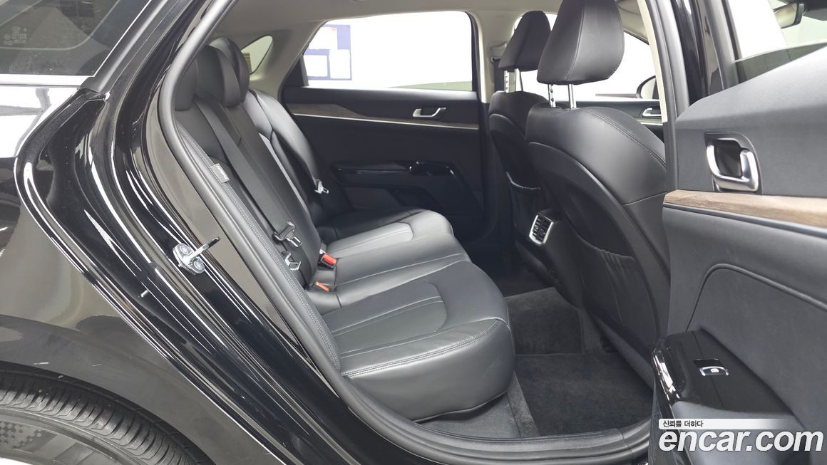 Kia K5 2021