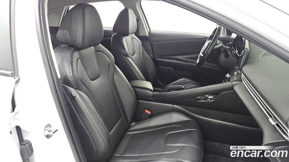Hyundai AVANTE 2023