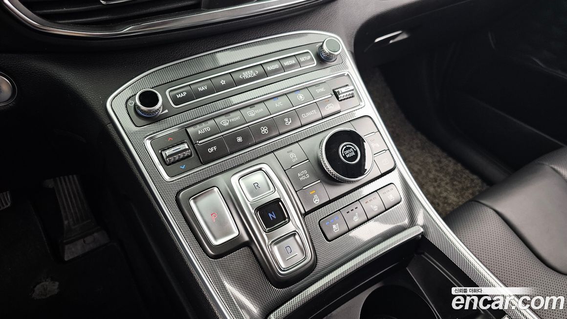 Hyundai Santafe 2022