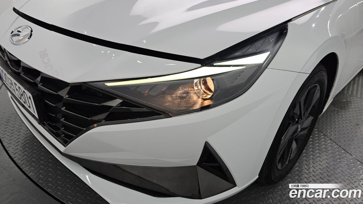 Hyundai AVANTE 2023