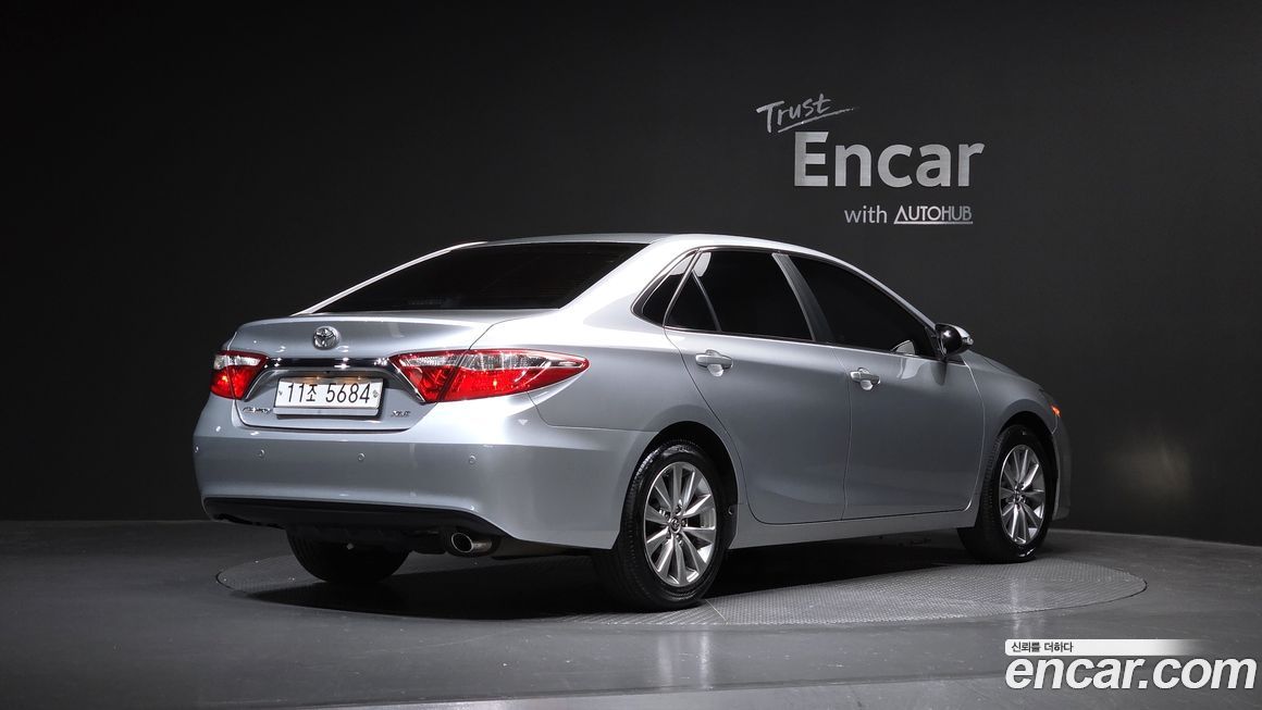 Toyota Camry 2015