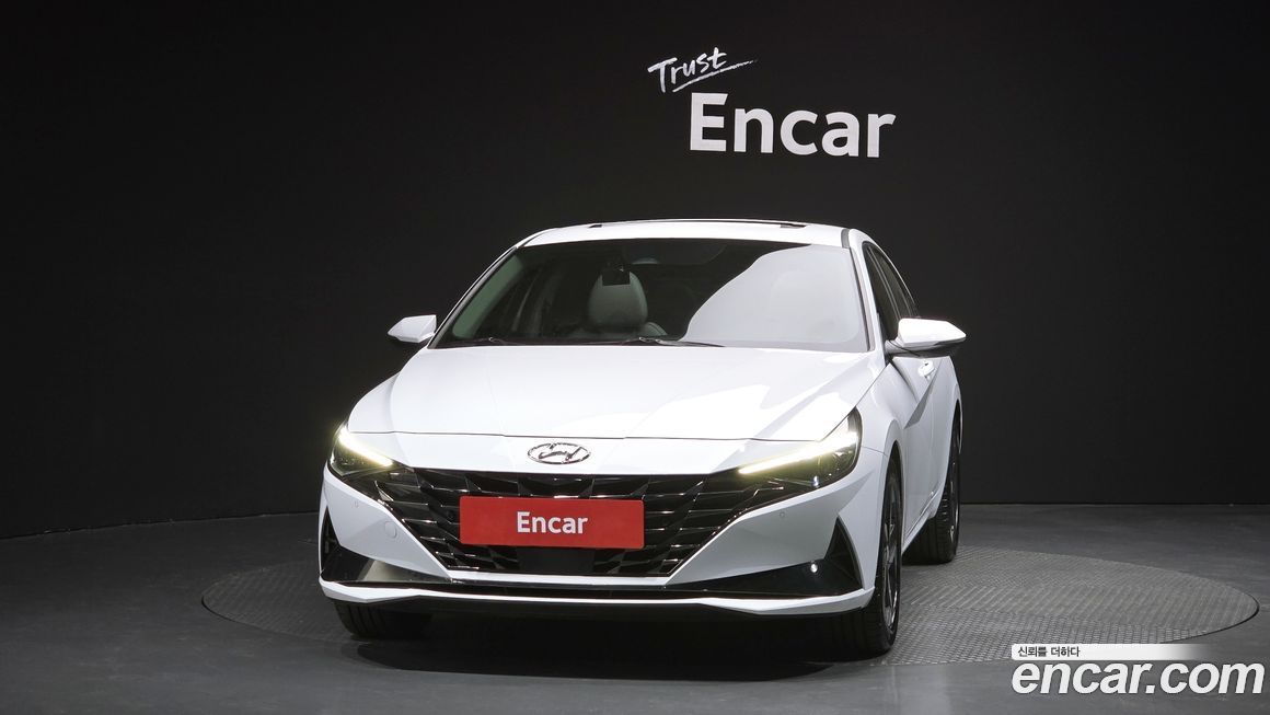 Hyundai AVANTE 2022