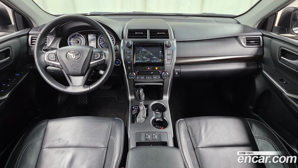 Toyota Camry 2015